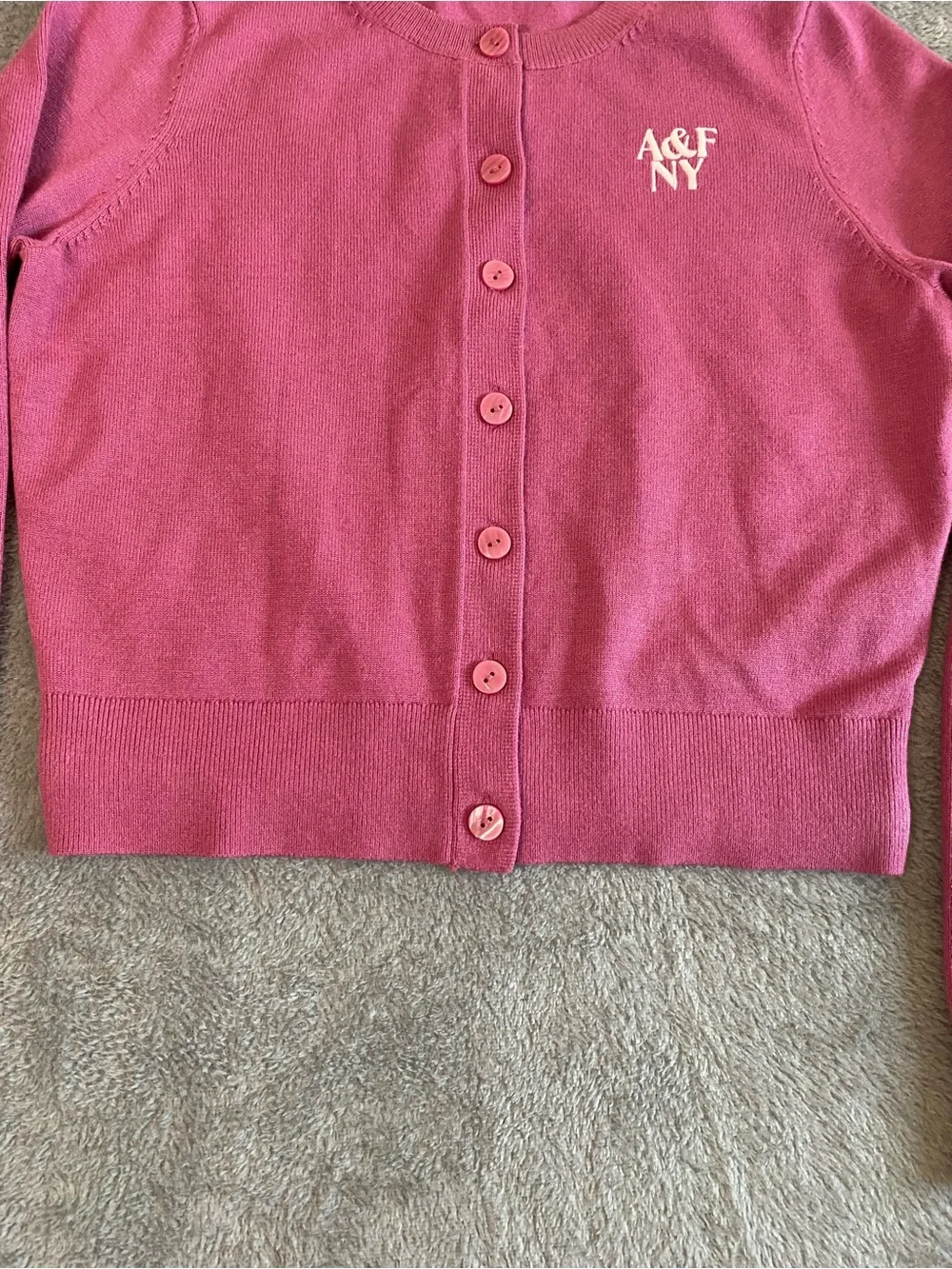 NWT Abercrombie & Fitch Pink Crewneck Crop Cardigan S Embroider Preppy Coquette